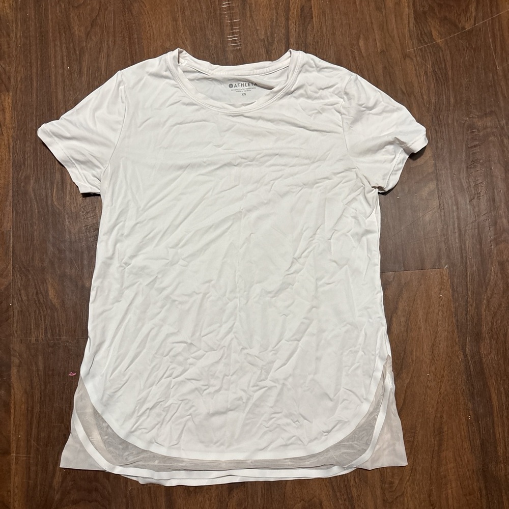 Athleta Cream Short Sleeve Top